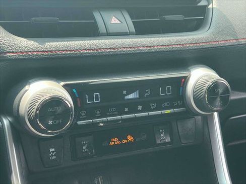 Certified 2024 Toyota RAV4 SE image 33