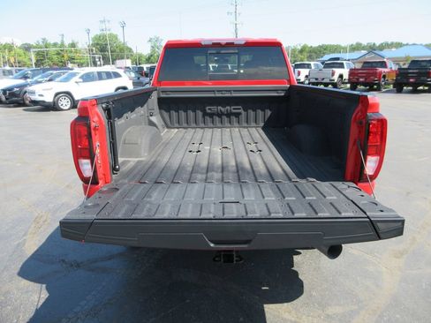 Used 2023 GMC Sierra 2500 SLE w/ SLE Value Package; AWD/4WD image 7