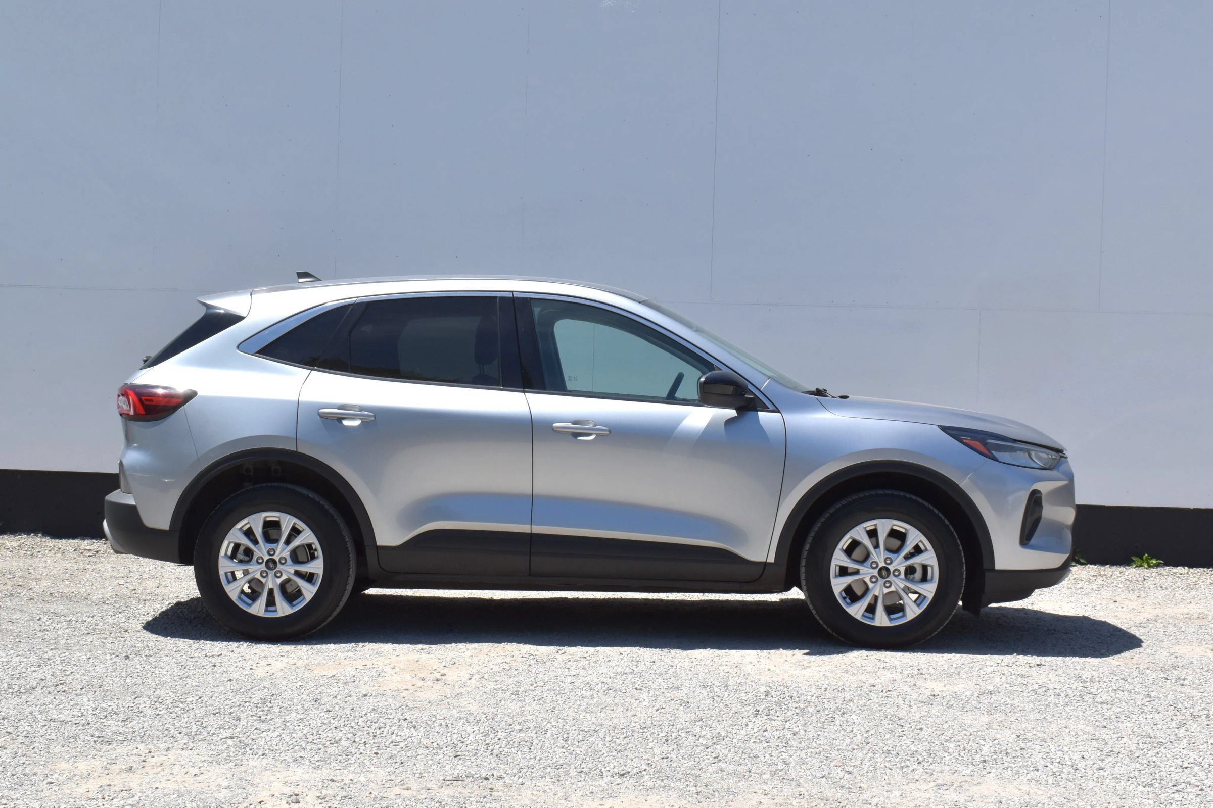 Used 2023 Ford Escape Active AWD/4WD image 44