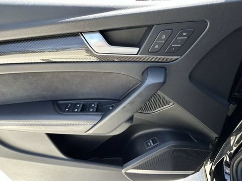 Used 2023 Audi SQ5 Prestige AWD/4WD image 21