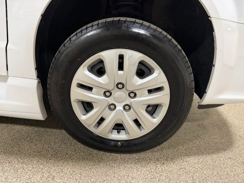 Used 2019 Dodge Grand Caravan SE FWD image 66