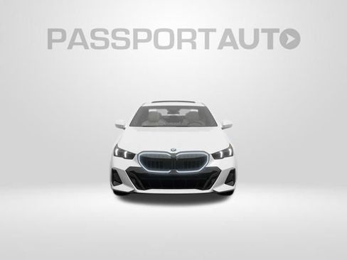 New 2027 BMW 540i xDrive w/ M Sport Package AWD/4WD image 3
