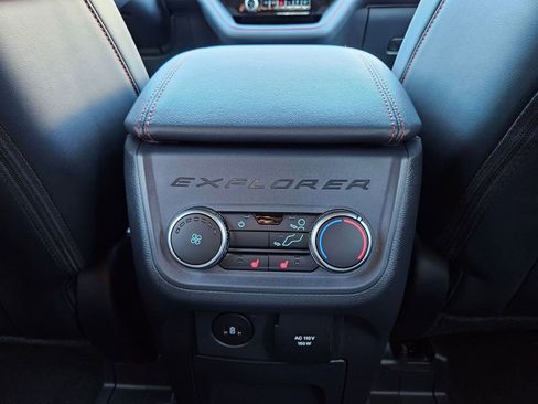 New 2026 Ford Explorer ST-Line w/ ST-Line Street Pack AWD/4WD image 30