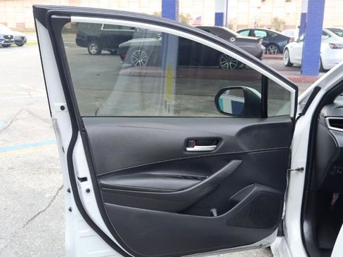Used 2021 Toyota Corolla SE FWD image 14