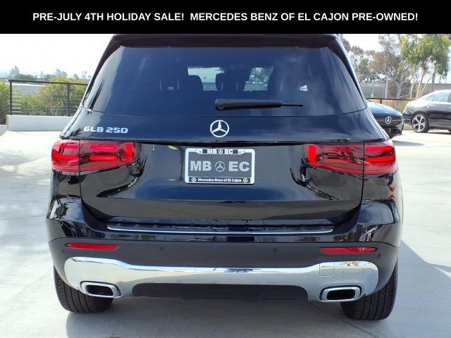 Certified 2026 Mercedes-Benz GLB 250 image 23