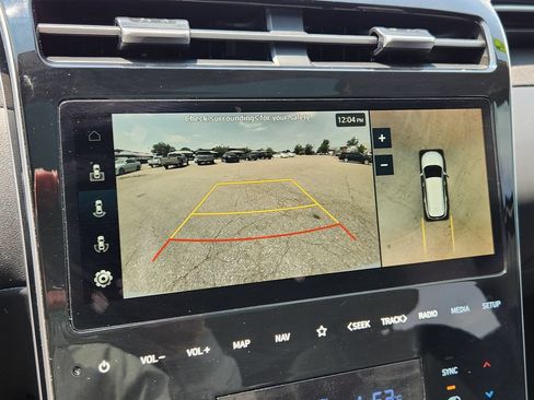 Used 2023 Hyundai Tucson Limited AWD/4WD image 24