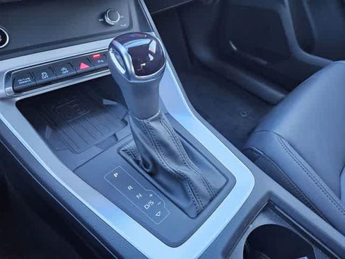 Used 2025 Audi Q3 2.0T Premium w/ Convenience Package image 33