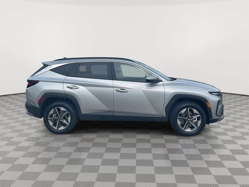 Used 2026 Hyundai Tucson SEL AWD/4WD image 4