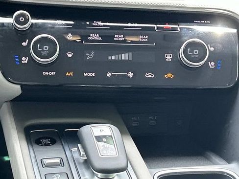 Certified 2026 INFINITI QX60 Luxe w/ Cargo Package FWD image 27