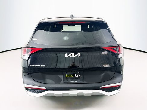 Used 2025 Kia Sportage LX image 7