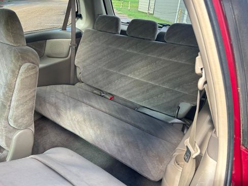Used 2004 Honda Odyssey EX image 12