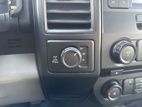 Used 2018 Ford F150 XL w/ Equipment Group 101A Mid image 29