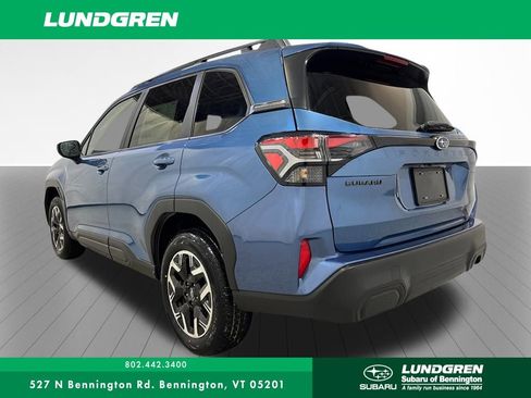 New 2025 Subaru Forester Premium image 3
