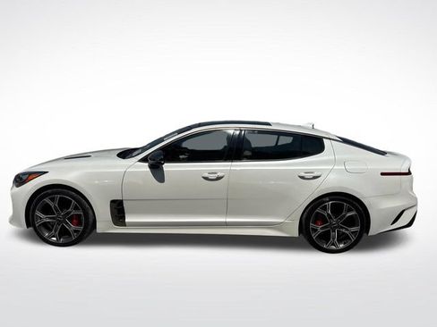 Used 2019 Kia Stinger GT2 RWD image 2