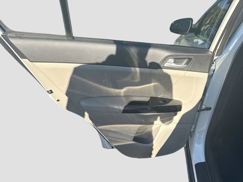 Used 2021 Kia Sportage EX image 25