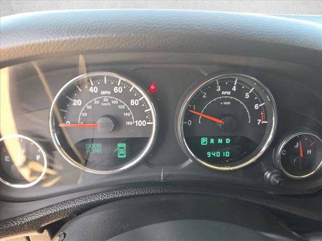 Used 2014 Jeep Wrangler Sahara w/ Connectivity Group AWD/4WD image 11