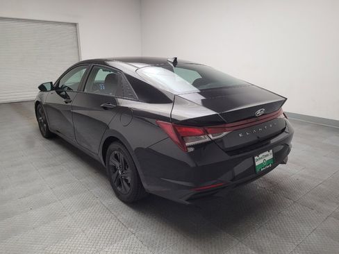 Used 2021 Hyundai Elantra SEL w/ Convenience Package FWD image 5