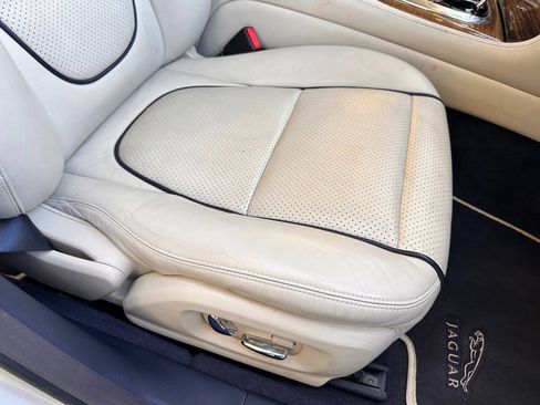 Used 2009 Jaguar XJ Vanden Plas Super V8 Portfolio RWD image 53