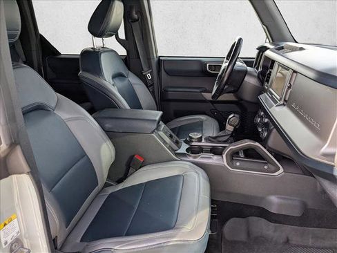 Used 2021 Ford Bronco Outer Banks image 17