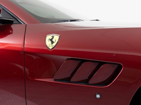 Certified 2019 Ferrari GTC4Lusso T RWD image 29