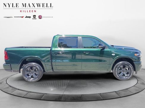 New 2026 RAM 1500 4x4 Crew Cab image 17