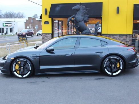 Used 2020 Porsche Taycan Turbo S AWD/4WD image 27