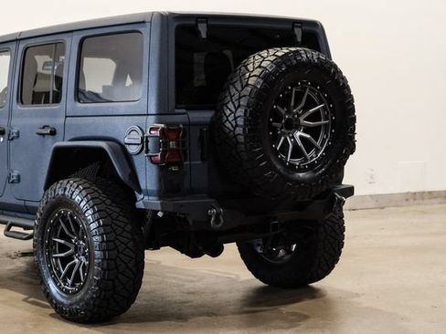 Used 2021 Jeep Wrangler Unlimited Rubicon AWD/4WD image 47