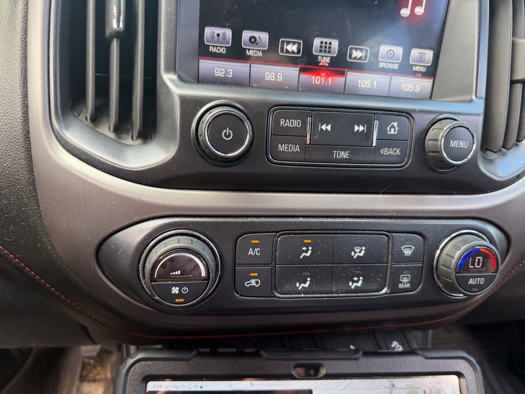 Used 2016 GMC Canyon SLE w/ All Terrain Package RWD image 11