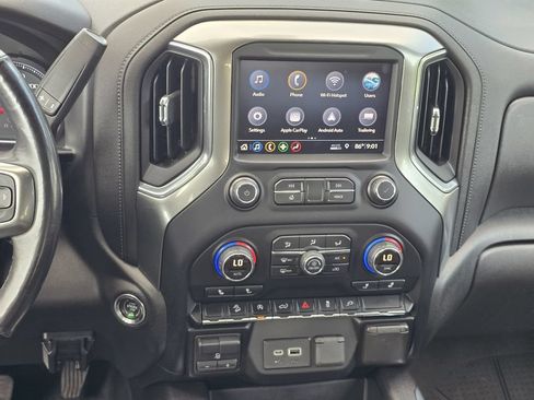 Used 2019 Chevrolet Silverado 1500 LT Trail Boss AWD/4WD image 16