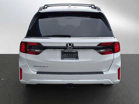 New 2026 Honda Odyssey EX-L image 4