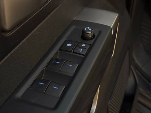 Used 2023 Toyota Tundra SR5 image 17