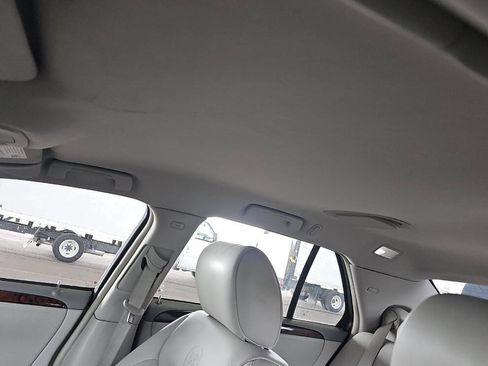 Used 2009 Cadillac DTS Base 4dr Sedan image 7