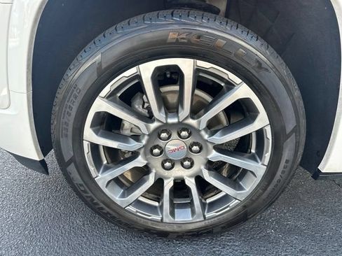 Used 2023 GMC Acadia Denali AWD/4WD image 41