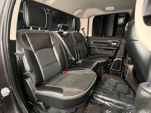 Used 2024 RAM 2500 Laramie w/ Towing Technology Group image 28