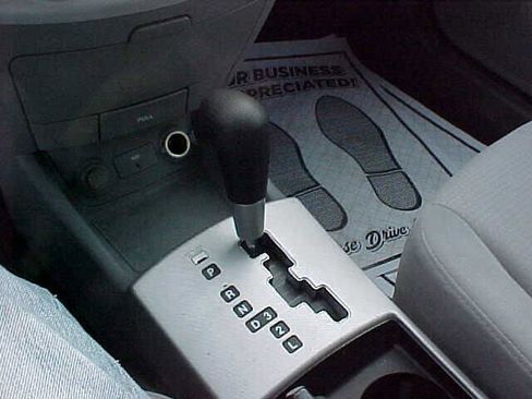 Used 2008 Hyundai Elantra GLS image 22