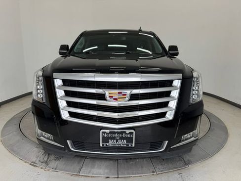 Used 2015 Cadillac Escalade Luxury RWD image 13