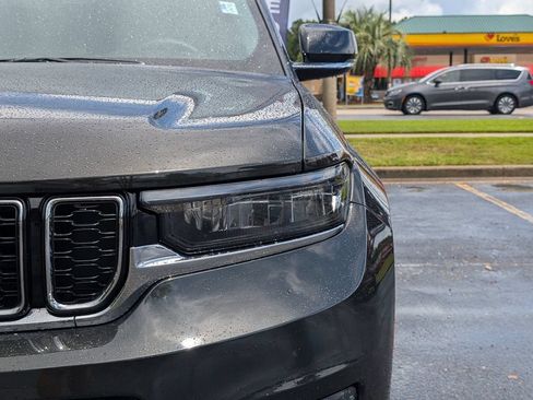 Used 2023 Jeep Grand Cherokee L Limited RWD image 13