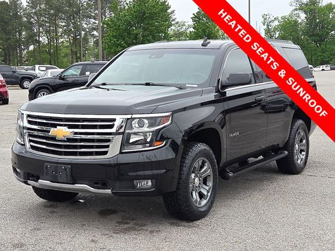 Used 2019 Chevrolet Tahoe LT w/ Luxury Package AWD/4WD image 2