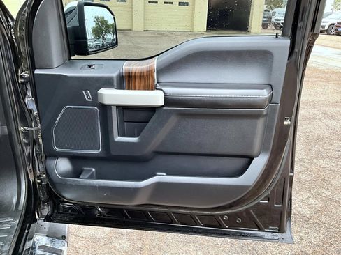 Used 2017 Ford F150 Lariat AWD/4WD image 17