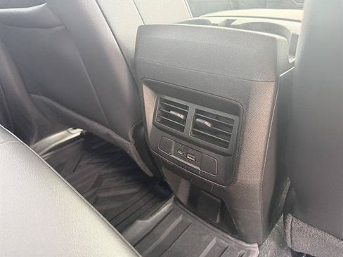 Used 2024 GMC Canyon Elevation w/ Convenience Package AWD/4WD image 22