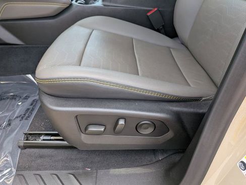 Used 2024 Chevrolet Colorado ZR2 w/ ZR2 Convenience Package III AWD/4WD image 20