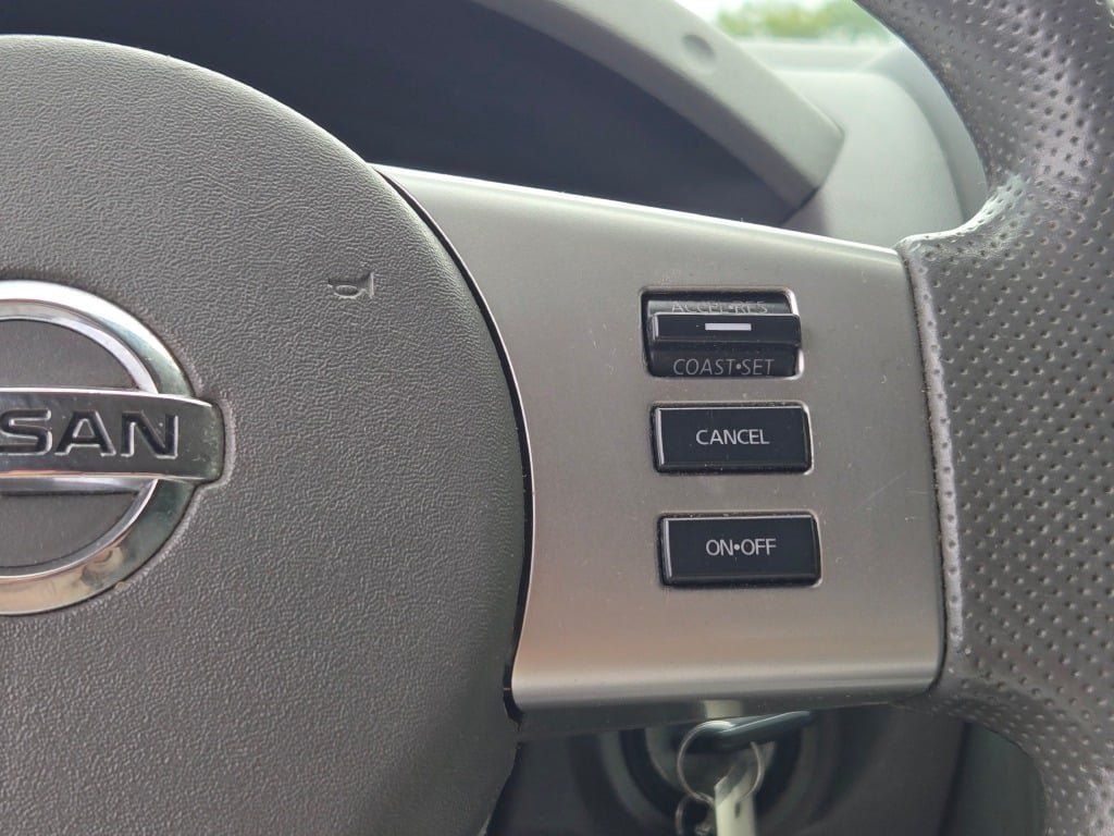 Used 2015 Nissan Frontier SV AWD/4WD image 32