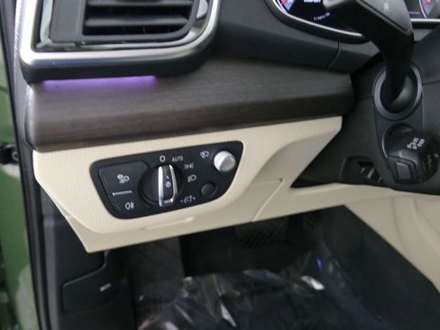 Used 2022 Audi Q5 2.0T Prestige AWD/4WD image 14
