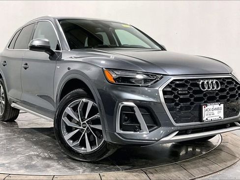 Certified 2024 Audi Q5 2.0T Premium Plus image 9