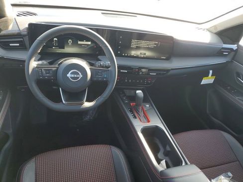 New 2026 Nissan Kicks SR w/ Cold Weather Package image 11