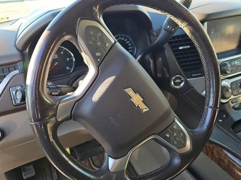 Used 2017 Chevrolet Suburban Premier image 10