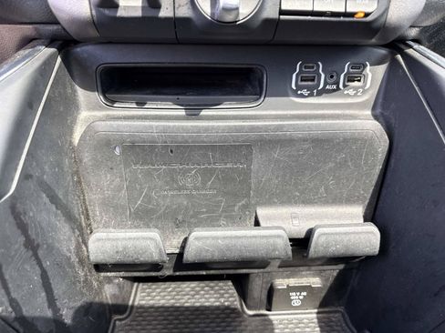 Used 2021 RAM 1500 Laramie AWD/4WD image 28
