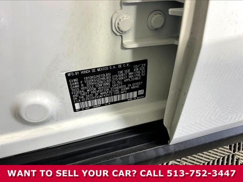 Used 2025 Honda HR-V LX image 17