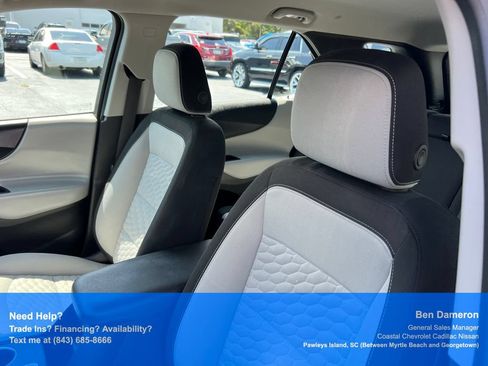 Used 2018 Chevrolet Equinox LS FWD image 11