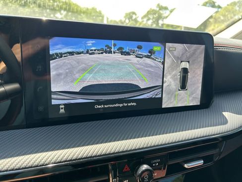 New 2026 Nissan Kicks SR FWD image 34